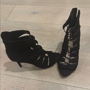 Jessica Simpson Elegant Black Strappy Heels